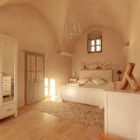 Castelli Loggia